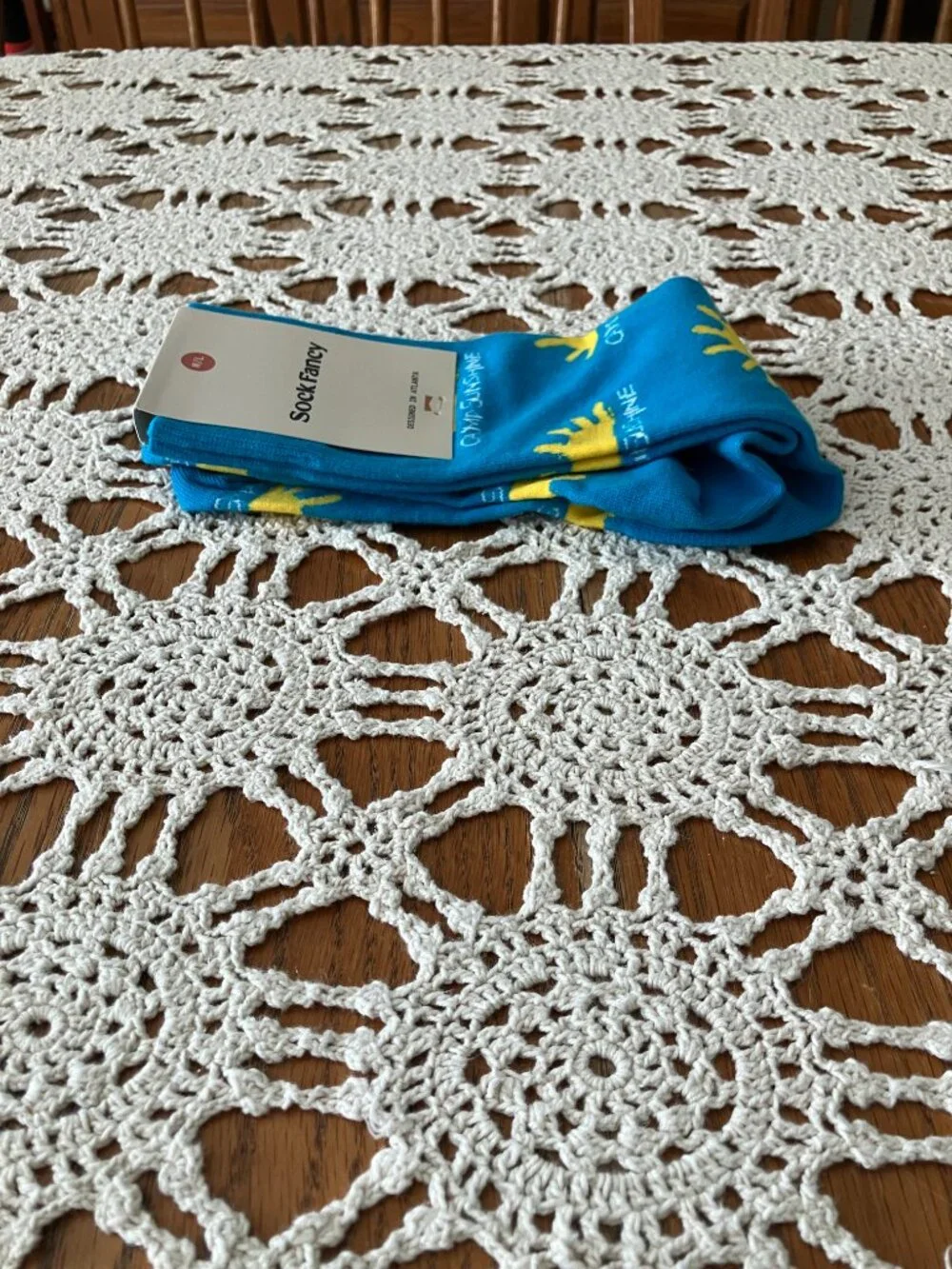 New Adult Sz. M/L Sock Fancy Camp Sunshine Crew Socks